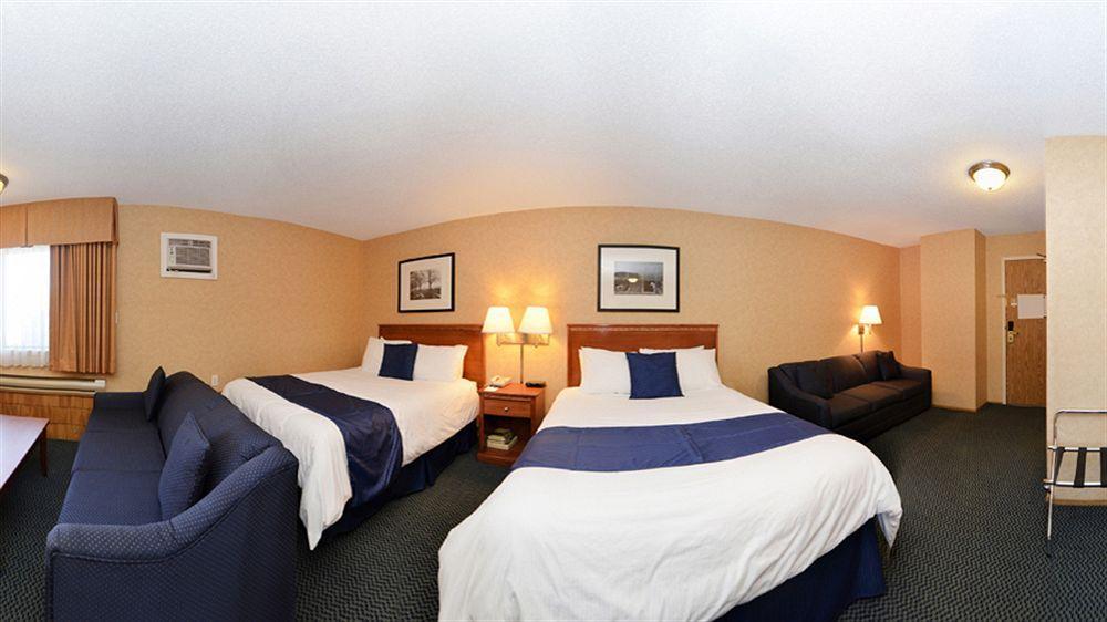 Best Western Plus Country Meadows Inn Aldergrove Экстерьер фото