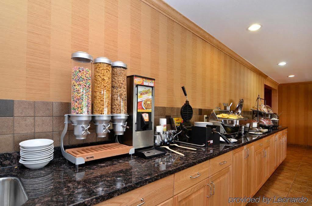 Best Western Plus Country Meadows Inn Aldergrove Экстерьер фото