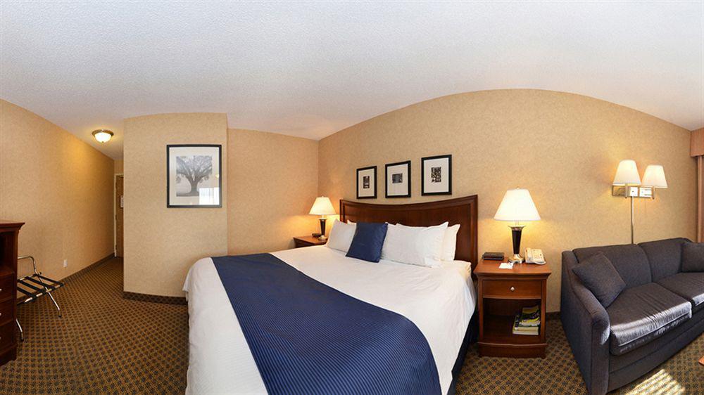 Best Western Plus Country Meadows Inn Aldergrove Экстерьер фото